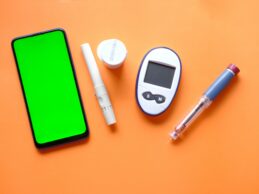 Blood Sugar Monitoring Devices Pose Wearability & Use Problems for Older Diabetic Adults & Caregivers